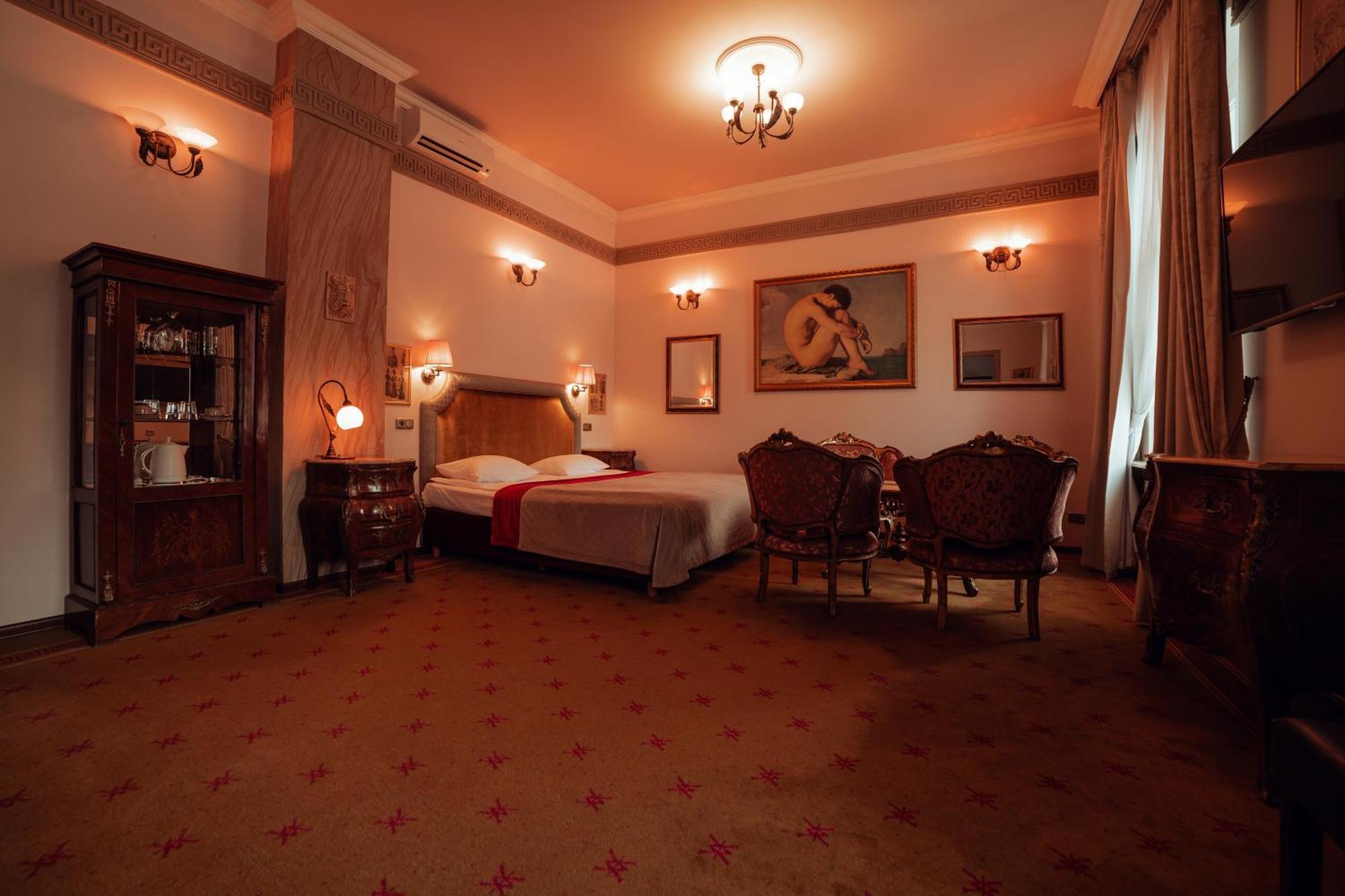 Hotel Ambasada Boleslawiec Болеславець Екстер'єр фото